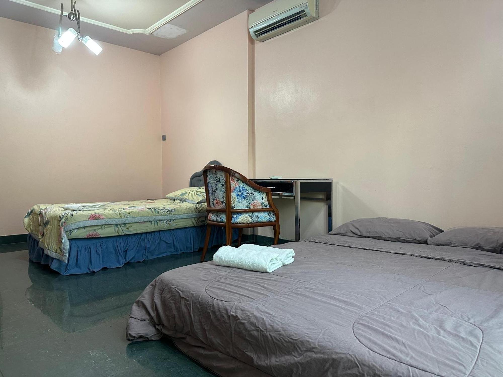 Seladah Stay Kuching Eksteriør billede